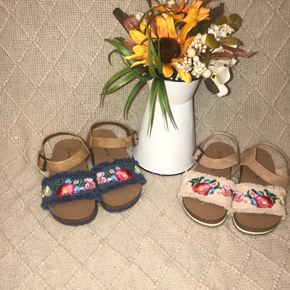 Bear paw Brand new size 13 kids/girls each - Picture 4 of 5